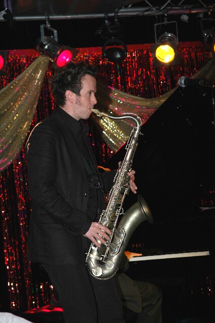 min 2007 11 10 fous swing 109